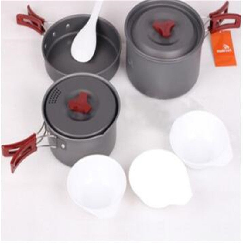 Camping cookware set