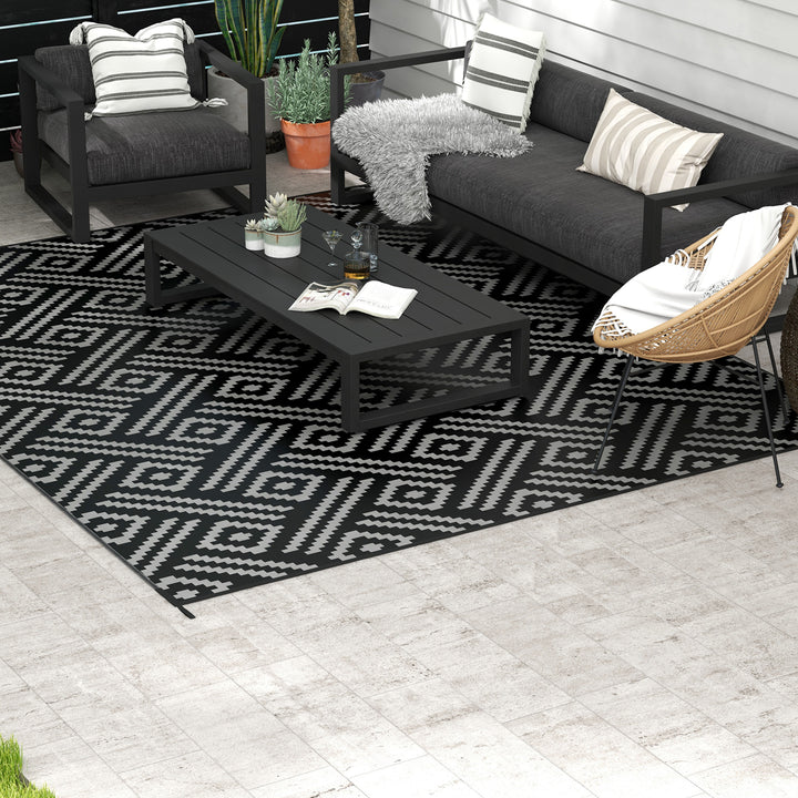 Reversible Black & Gray Geometric Outdoor Rug