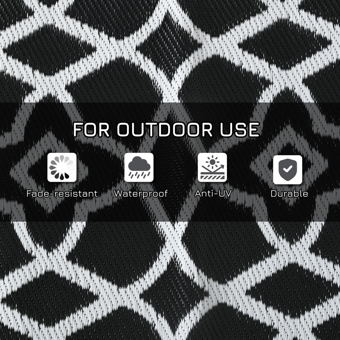 Reversible Black & White Clover Outdoor Rug