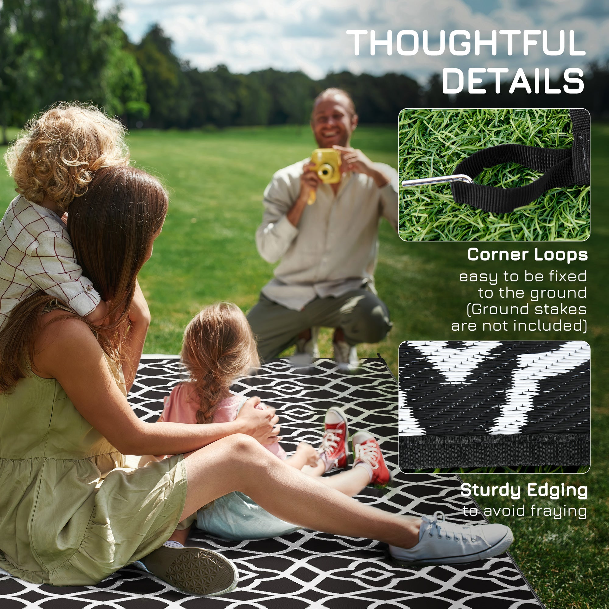 Reversible Black & White Clover Outdoor Rug